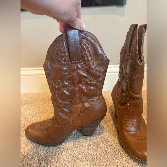 MIA Cowboy boots - size 7 - Picture 4 of 11